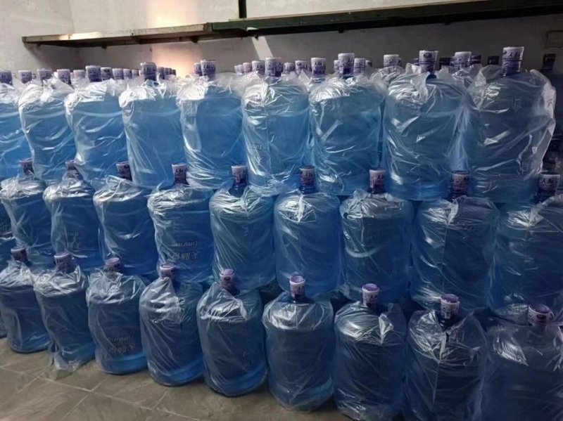 桶装水配送:滋润生活的小秘密